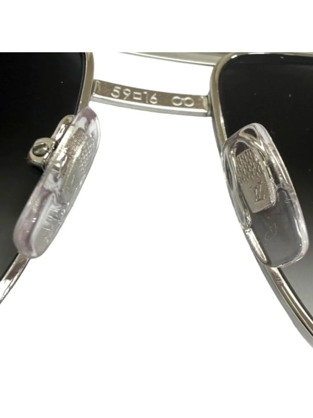 Louis Vuitton Sunglasses Attitude Argent 59 Demo Lens Eyewear